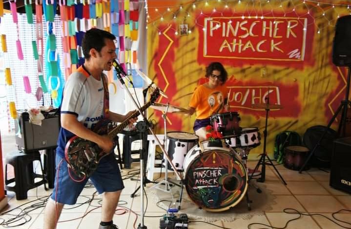 Pinscher Attack monta quebra-cabeça sonoro da distopia que&nbsp;vivemos