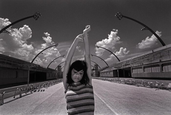 Lurdez da Luz segue certeira no EP&nbsp;Devastada