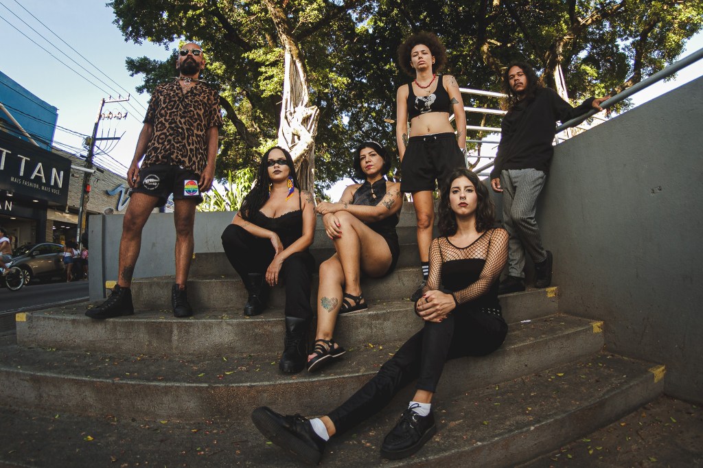 Huma estreia em clima&nbsp;obscuro