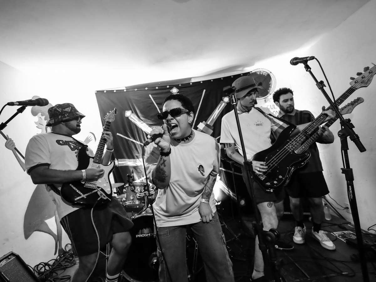 Bixanu estreia com EP&nbsp;CANDYPUNK